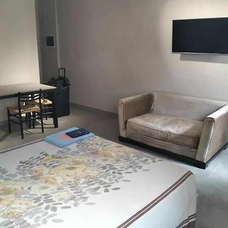 Aparthotel Smartroom Lula Di Correggio