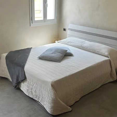 Apart-hotel Smartroom Lula Di Correggio